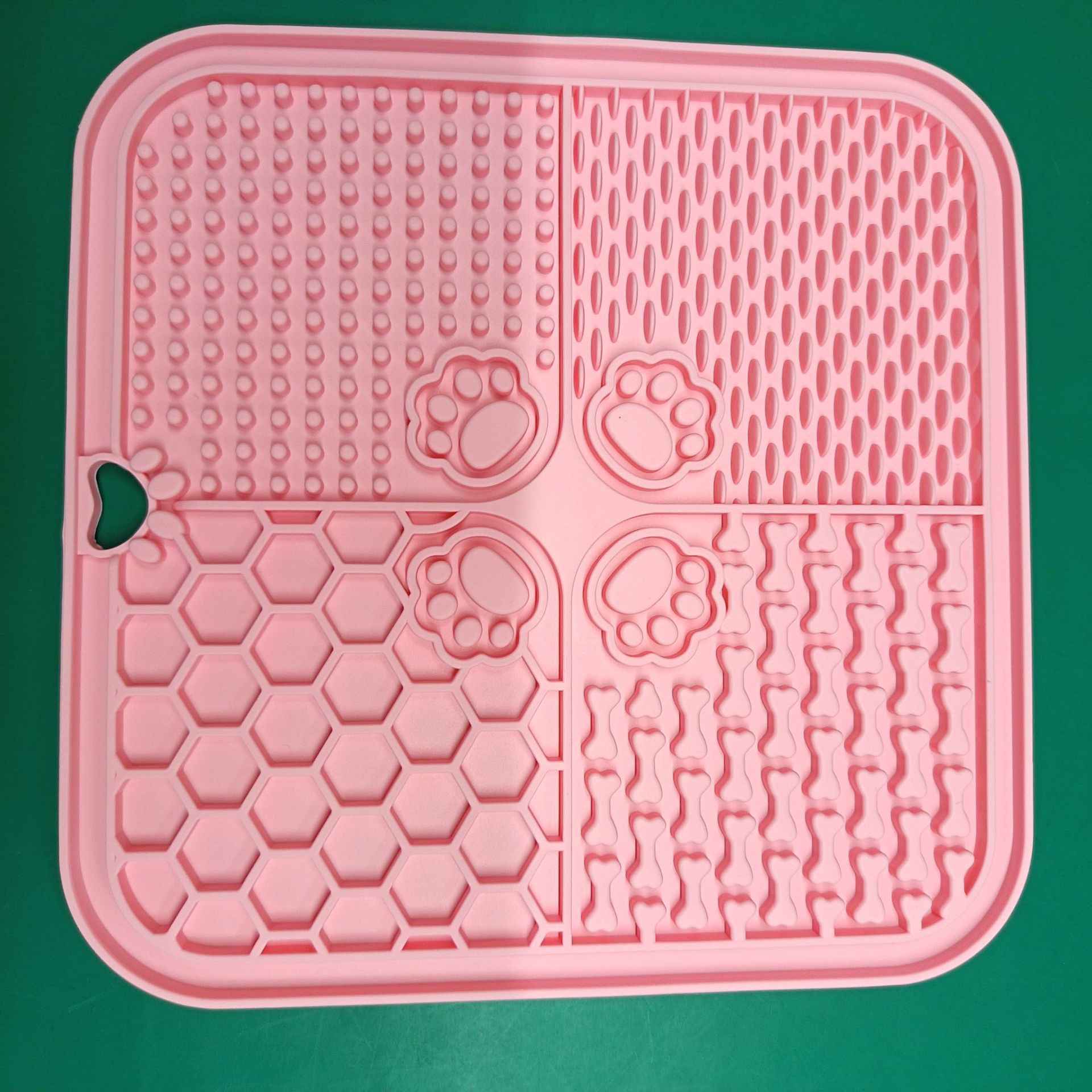 Happy Slow‑Feeding Pet Tableware Mat